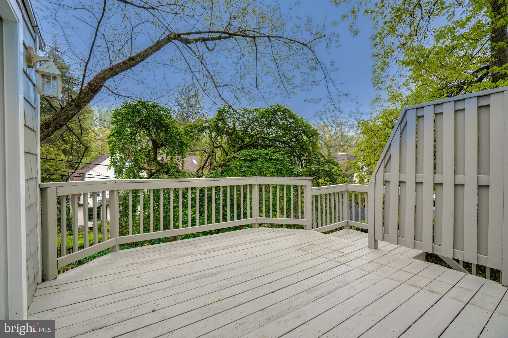 ROLAND PARK - Residential