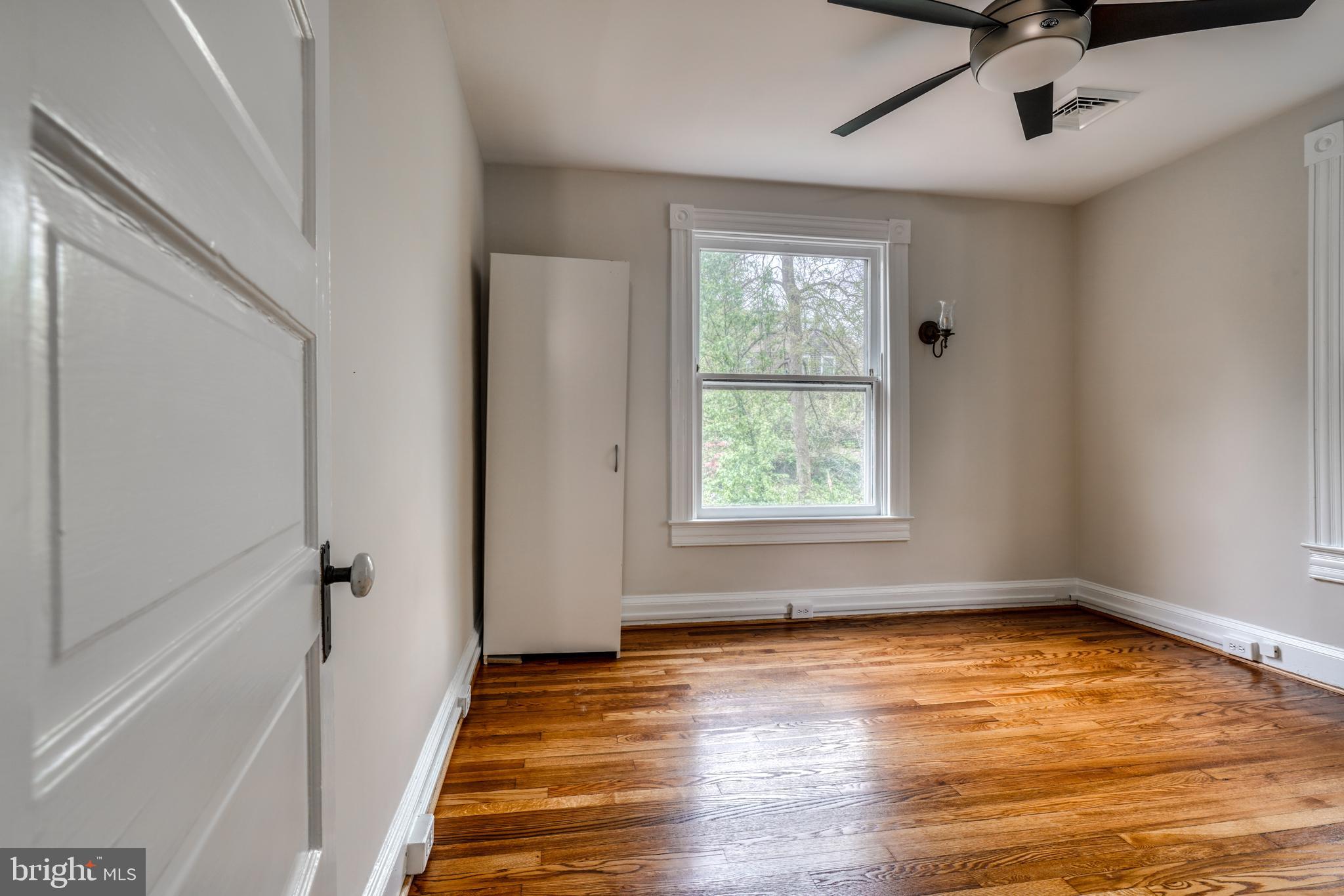 ROLAND PARK - Residential