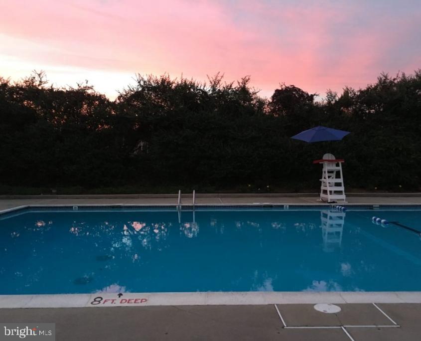 ROLAND PARK - Residential