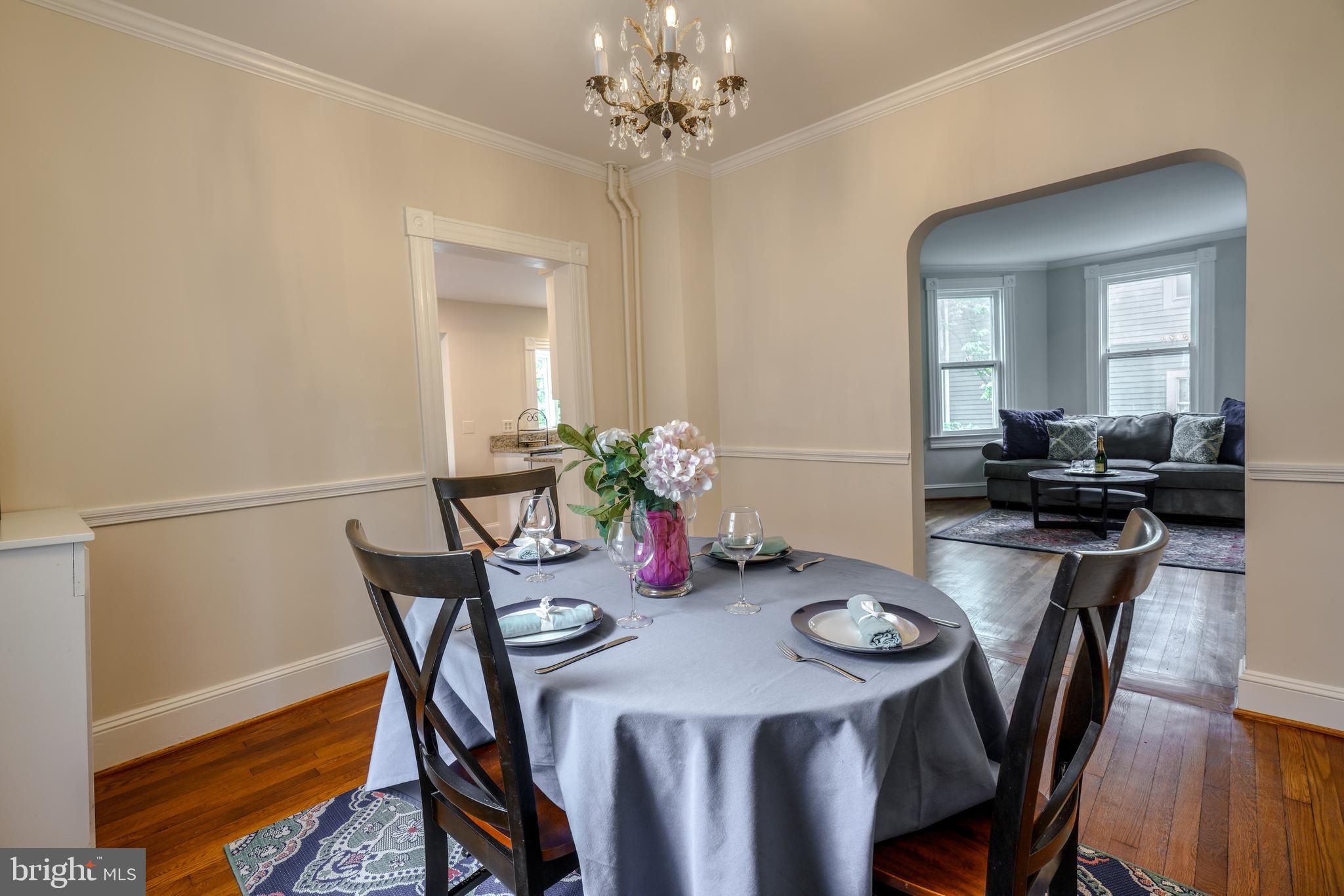 ROLAND PARK - Residential