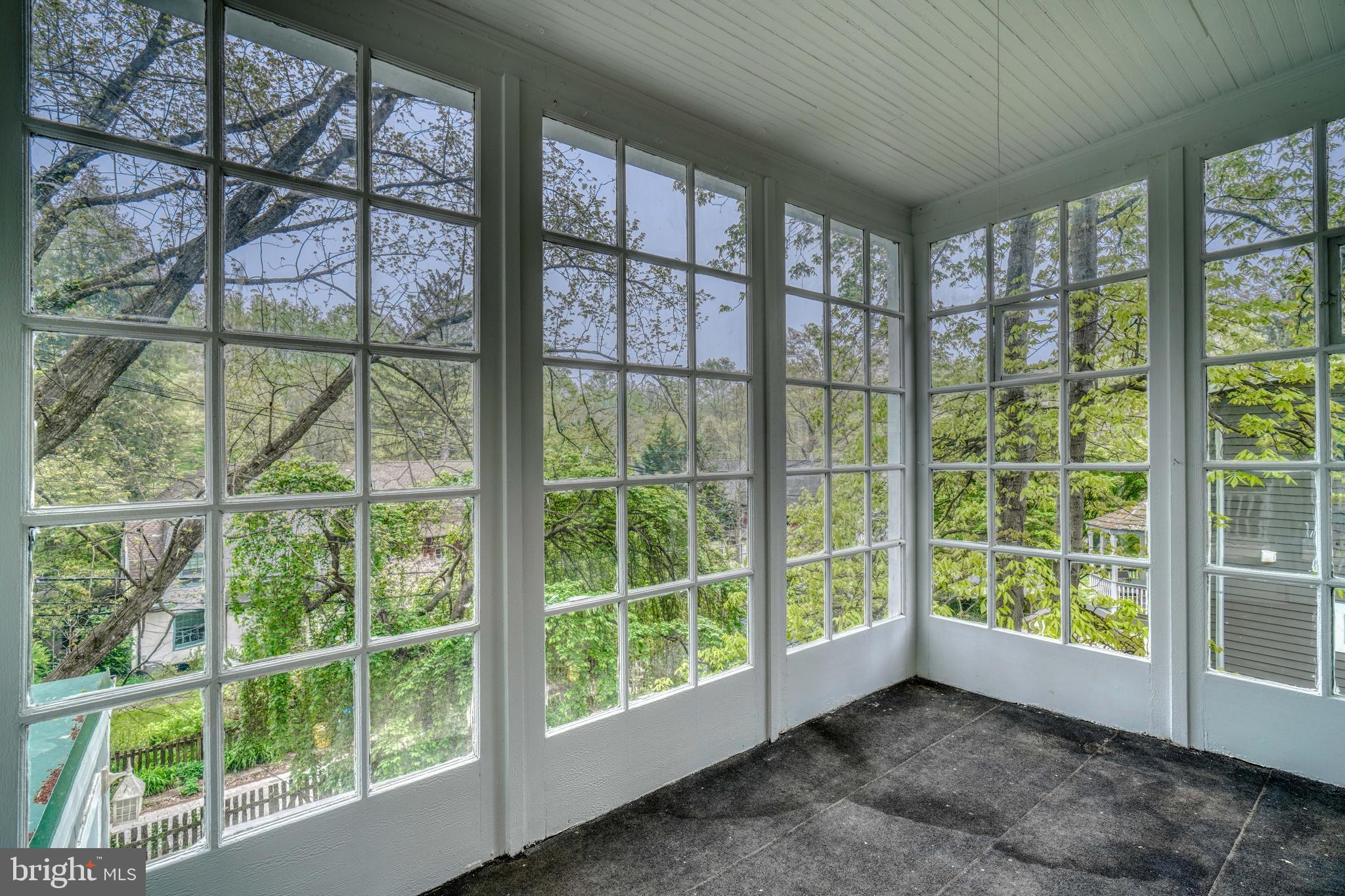 ROLAND PARK - Residential