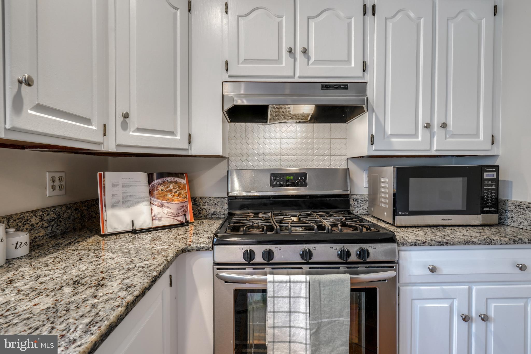 ROLAND PARK - Residential