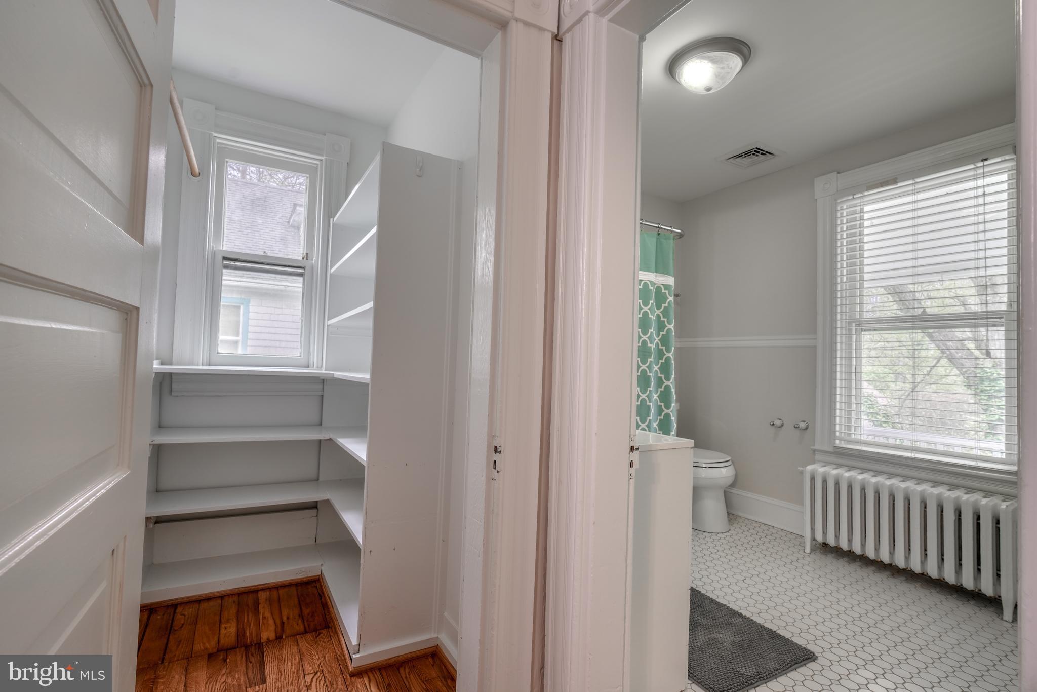 ROLAND PARK - Residential