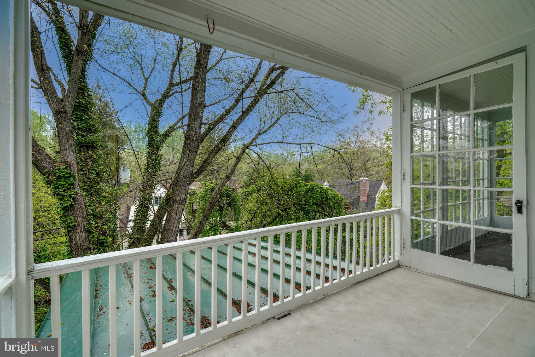 ROLAND PARK - Residential