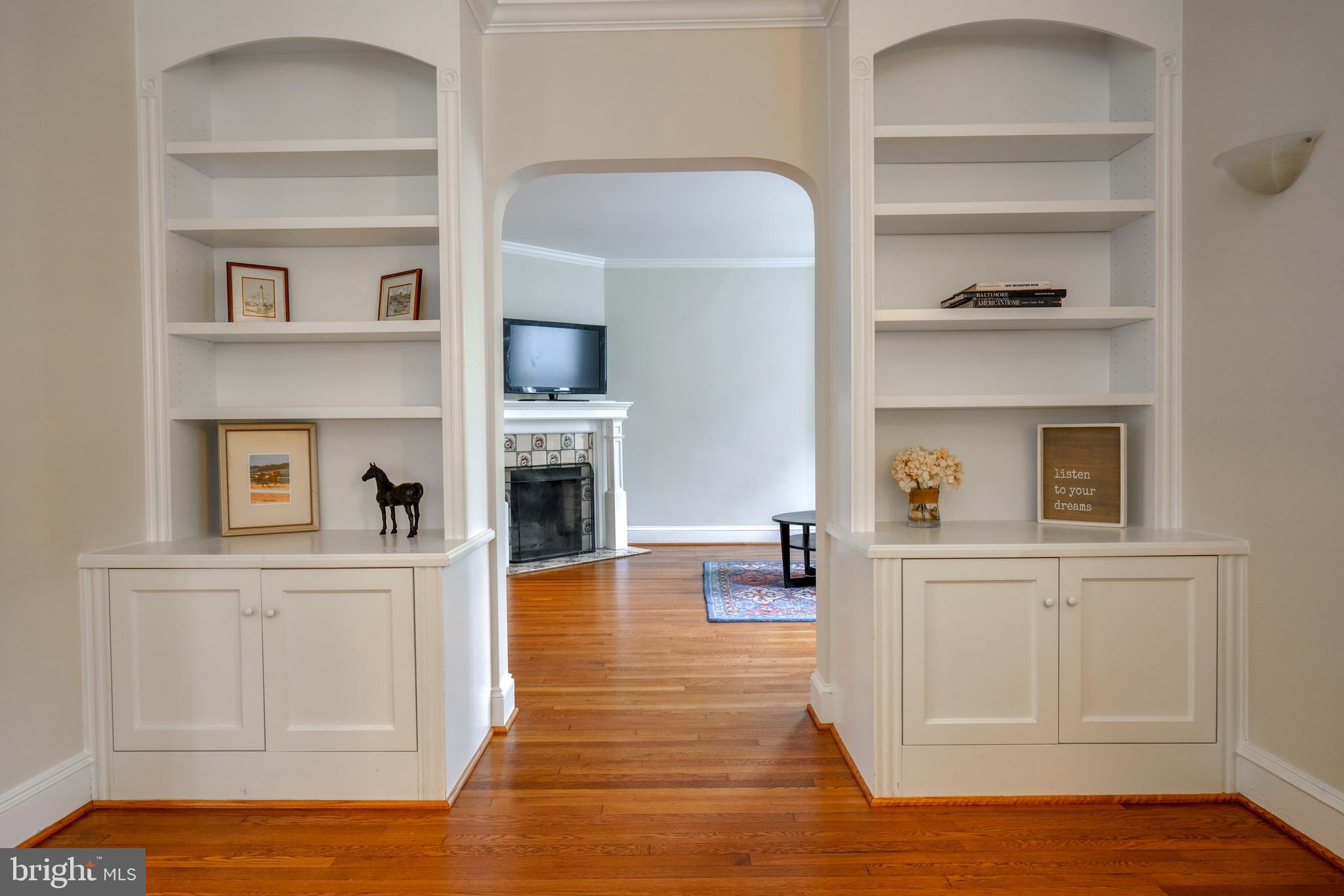 ROLAND PARK - Residential