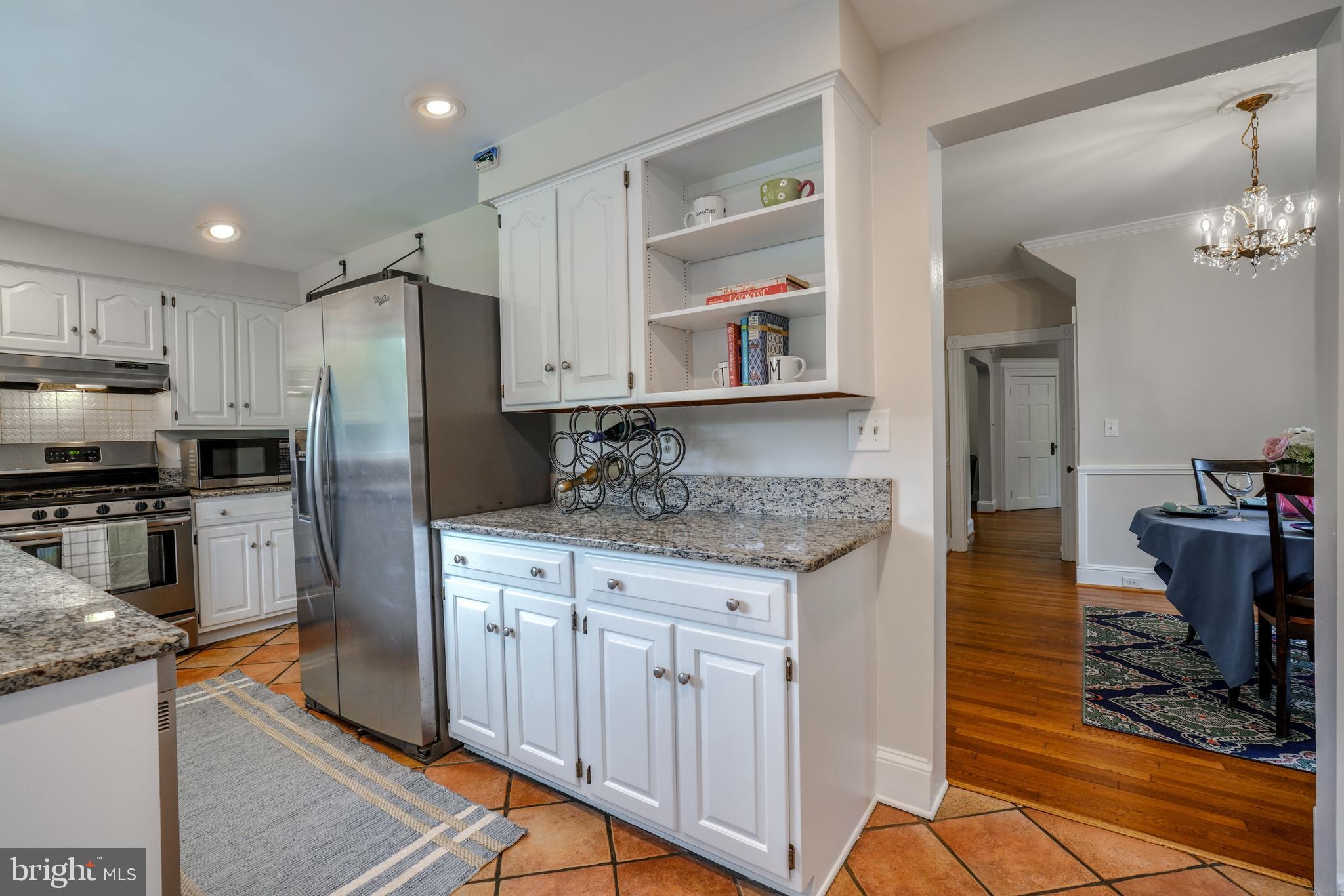 ROLAND PARK - Residential