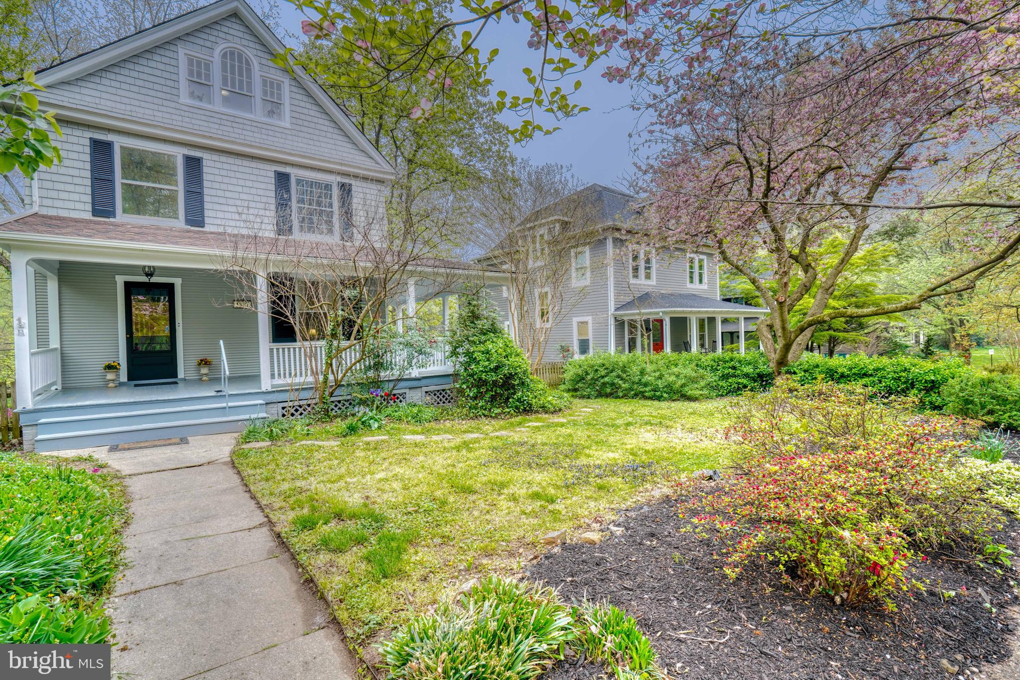 ROLAND PARK - Residential