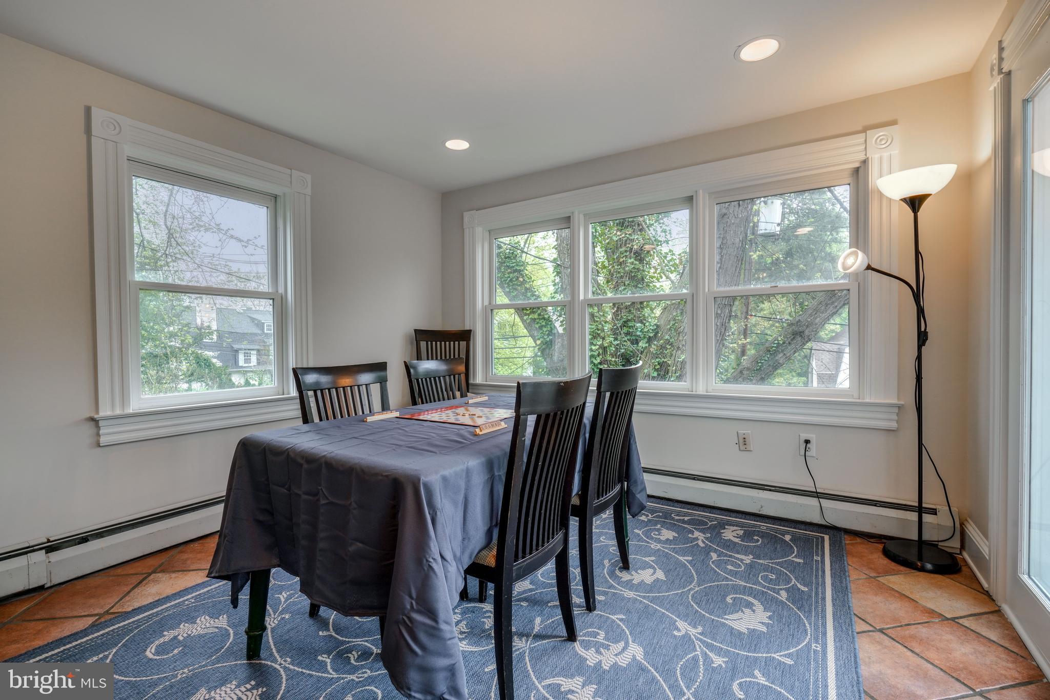 ROLAND PARK - Residential