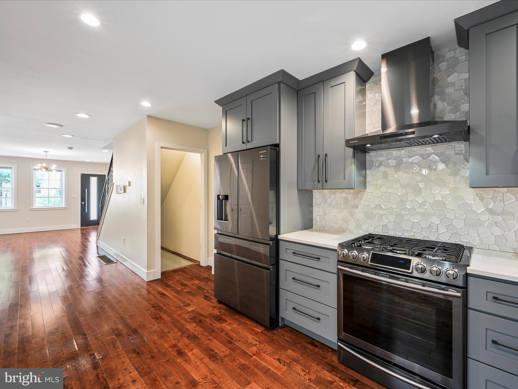 HAWTHORNE - Residential