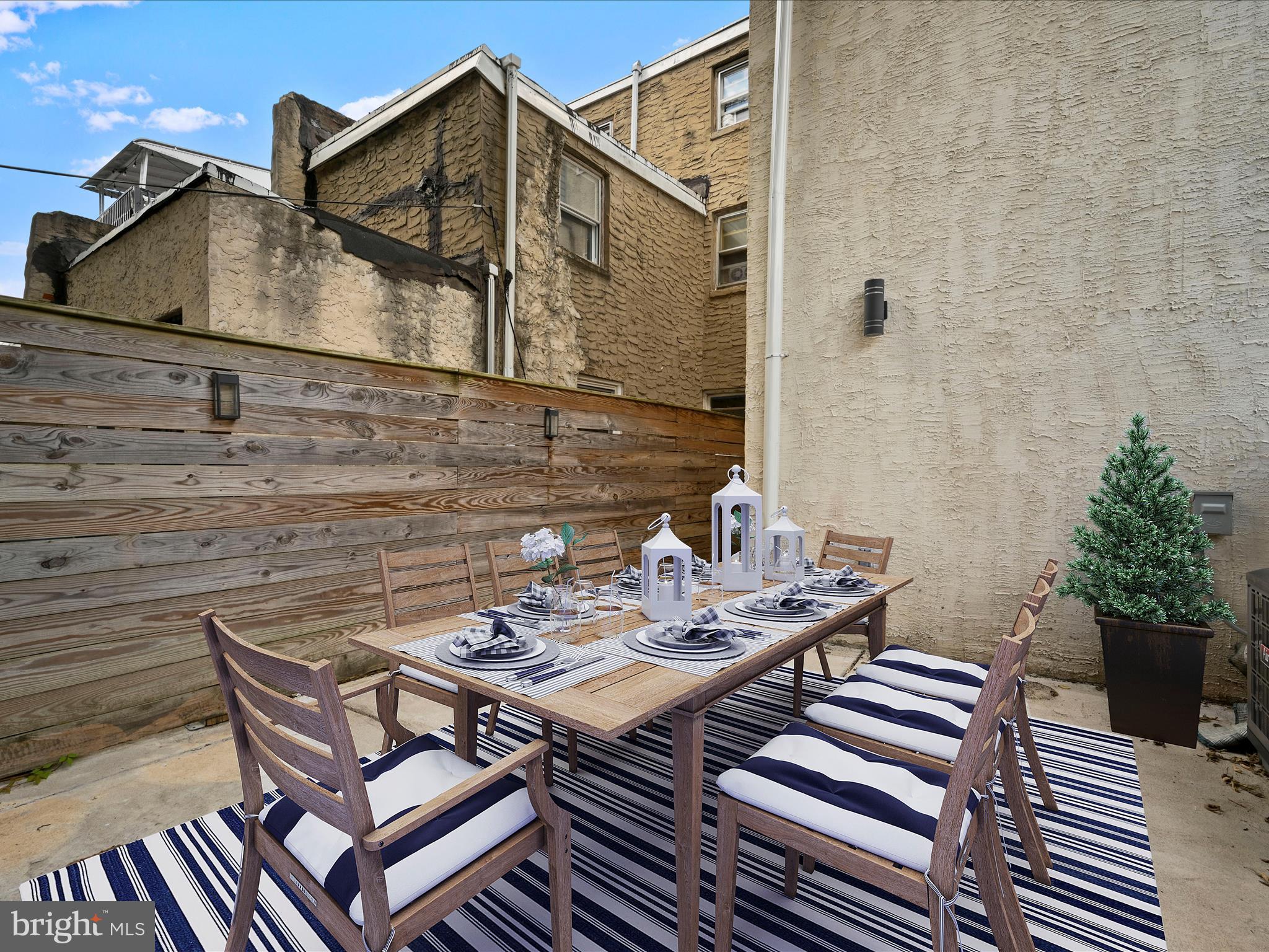 HAWTHORNE - Residential