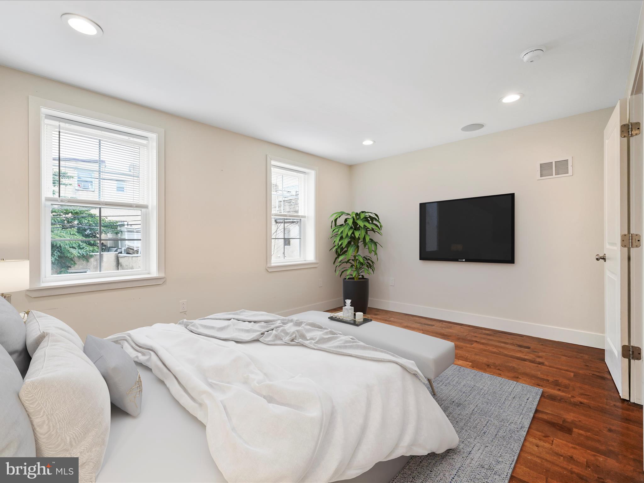 HAWTHORNE - Residential