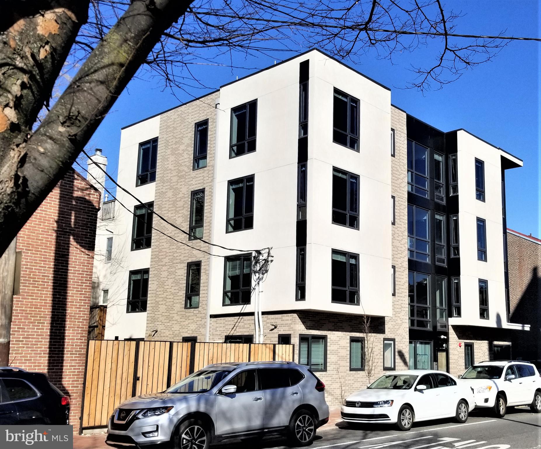 SOCIETY HILL - Residential Lease