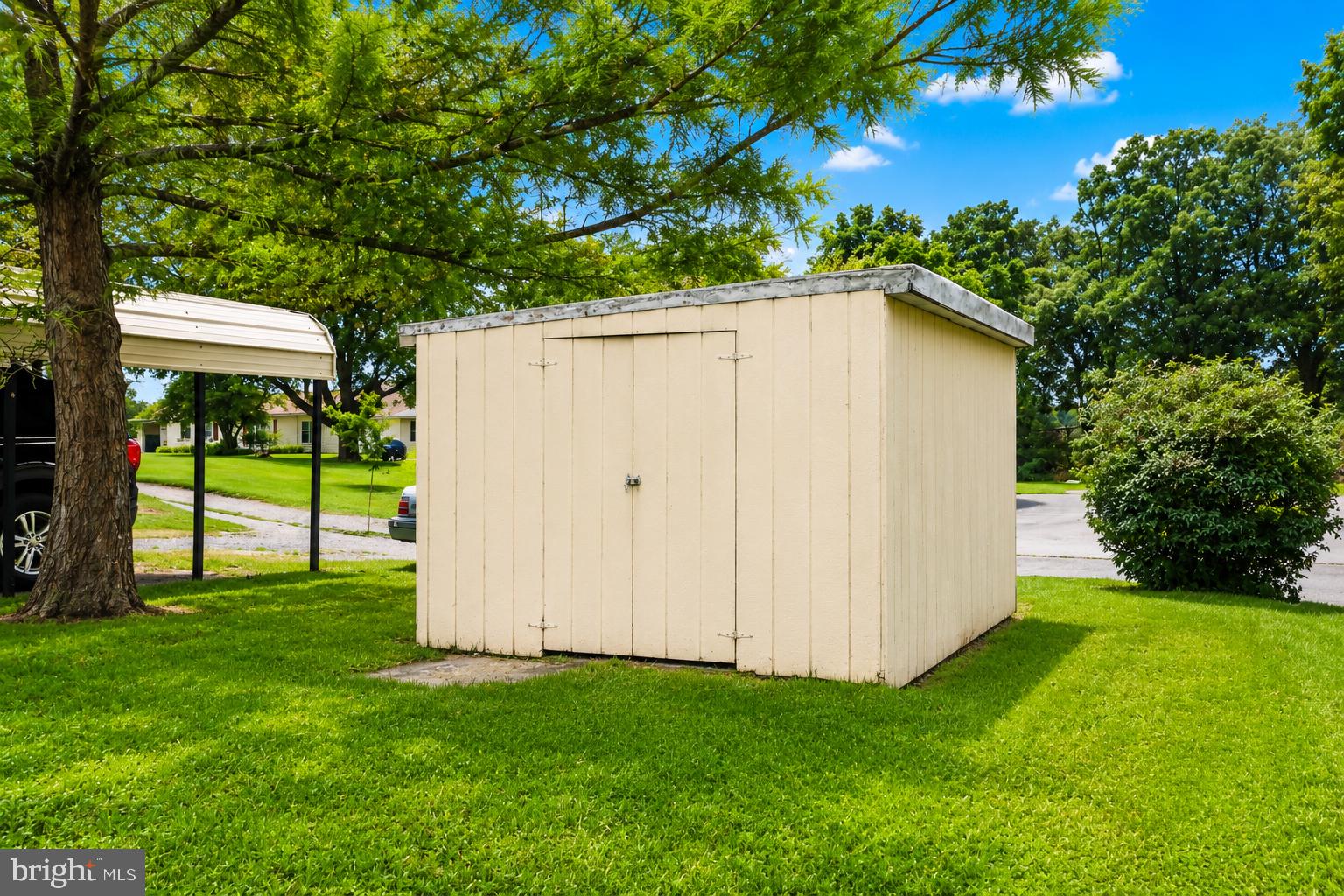 7588 TREXLER CIRCLE
