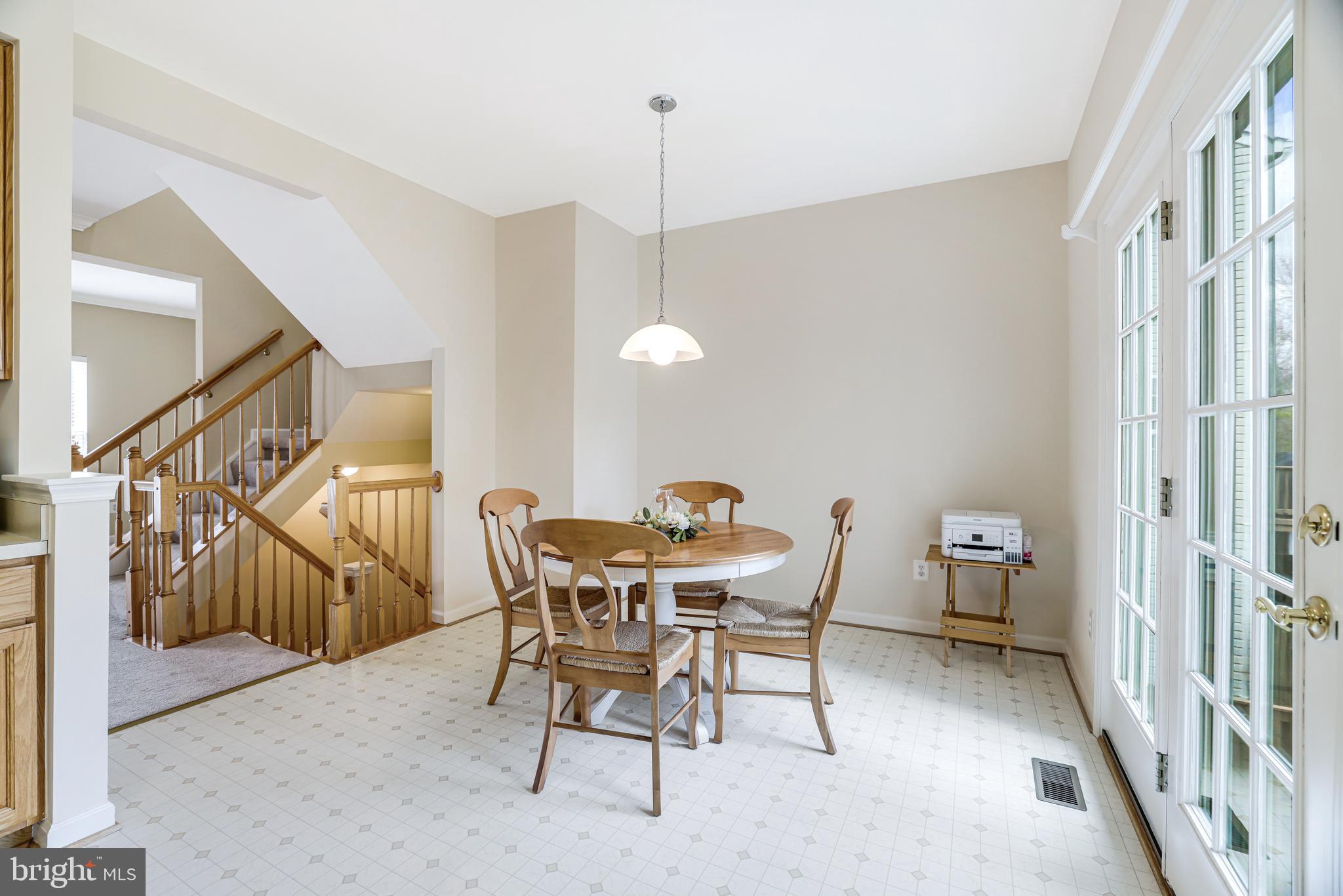 ASHBURN FARM - Residential