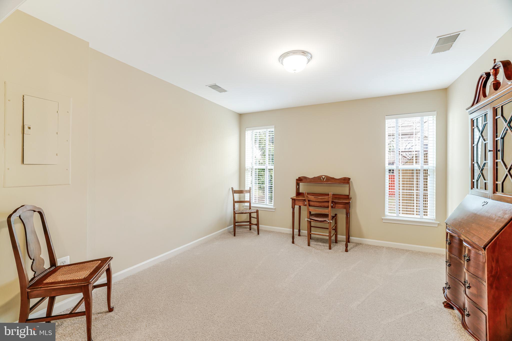 ASHBURN FARM - Residential