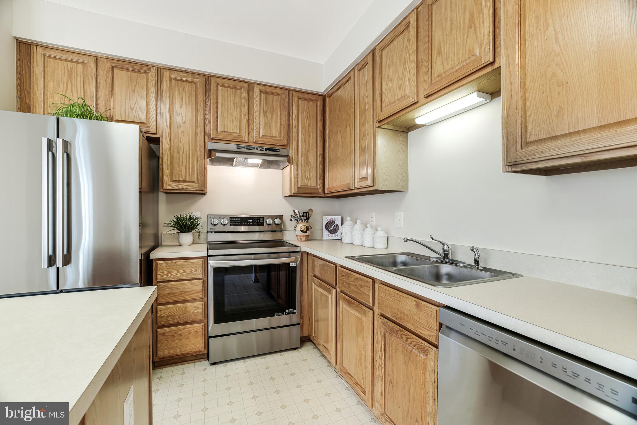 ASHBURN FARM - Residential