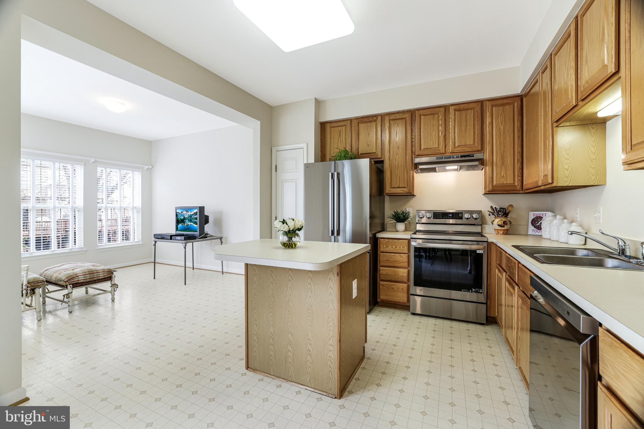 ASHBURN FARM - Residential