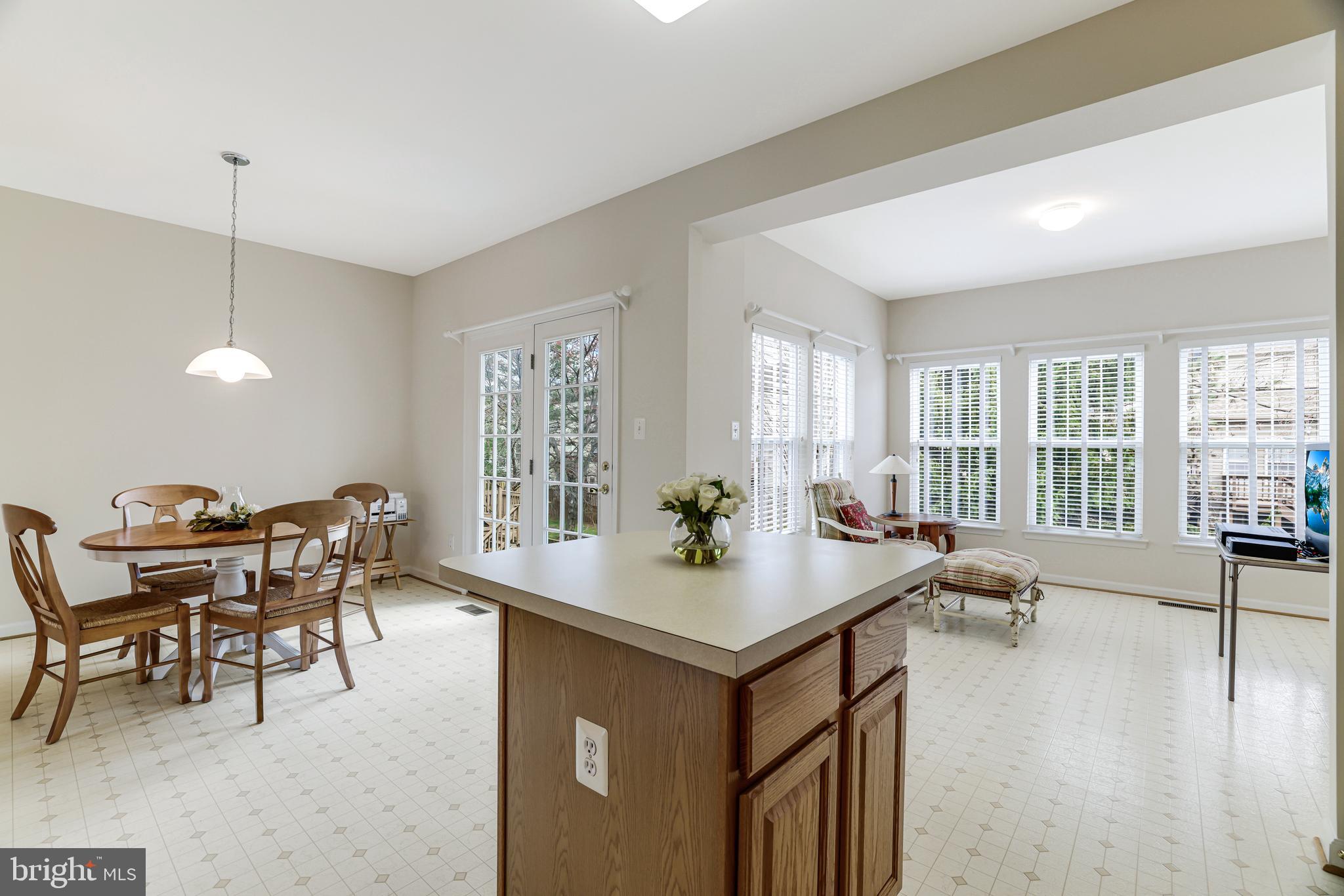 ASHBURN FARM - Residential