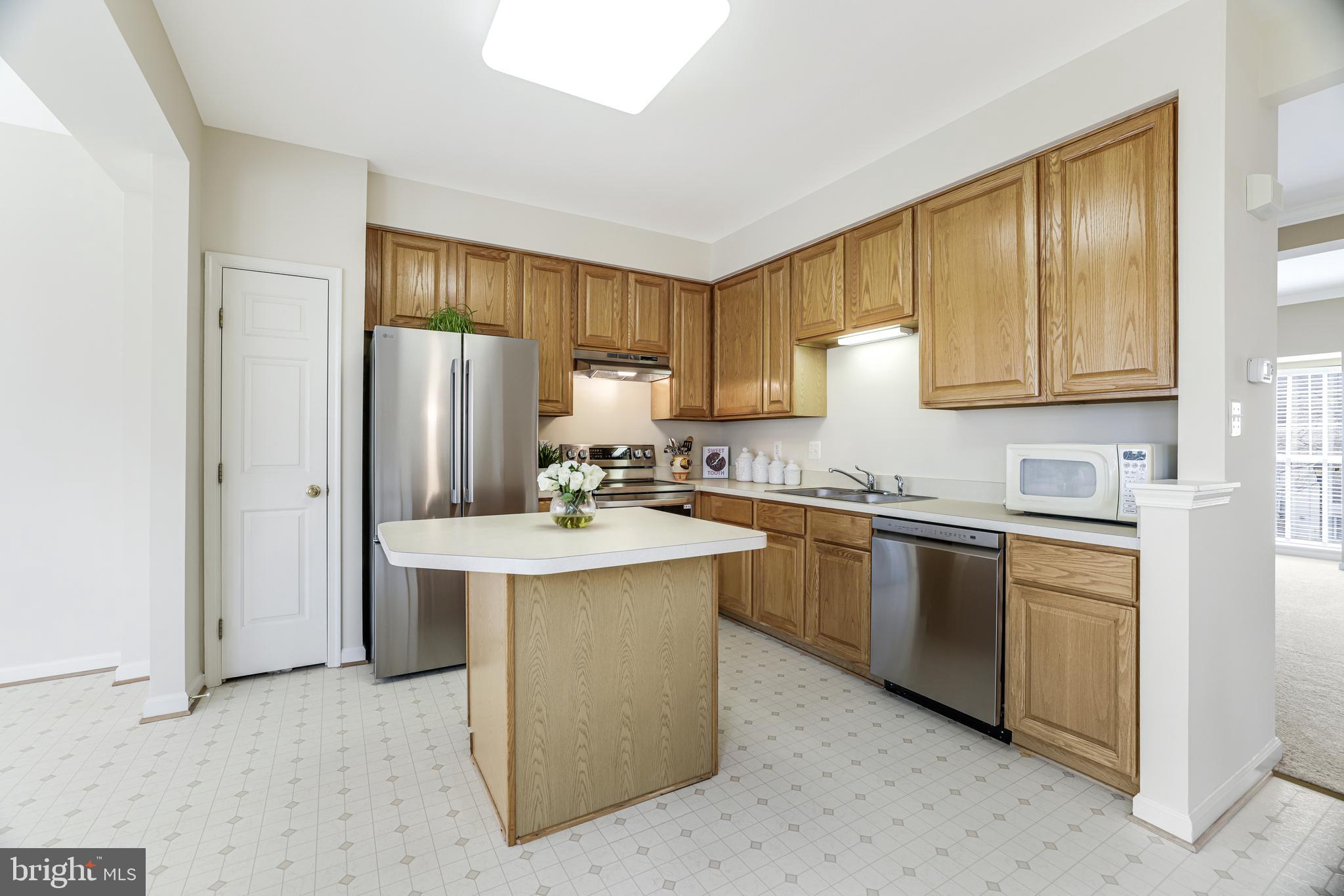 ASHBURN FARM - Residential