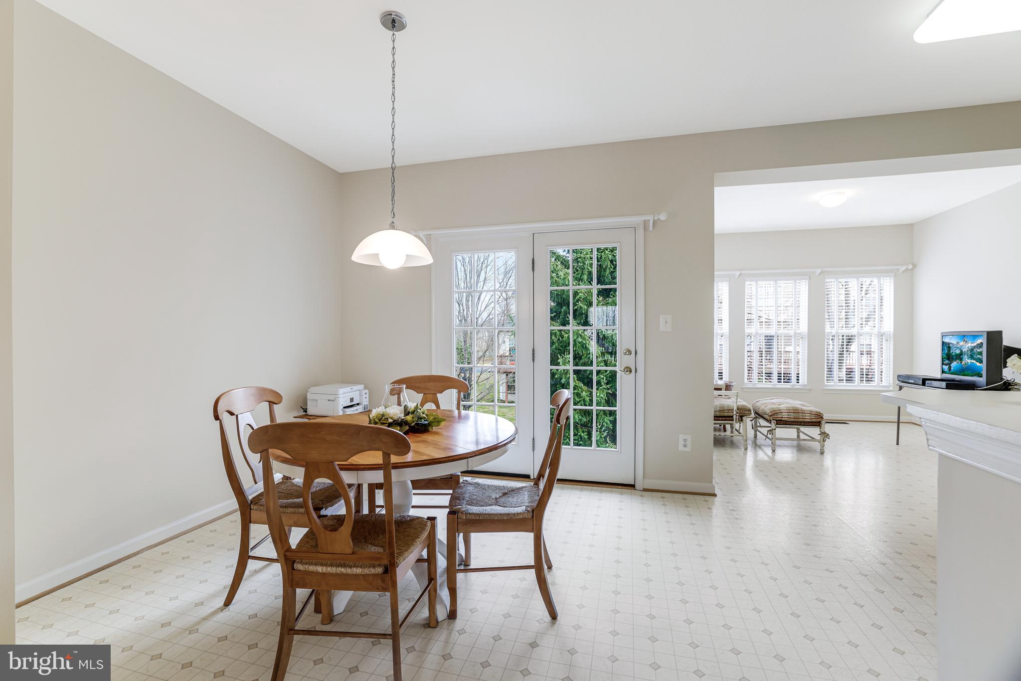 ASHBURN FARM - Residential