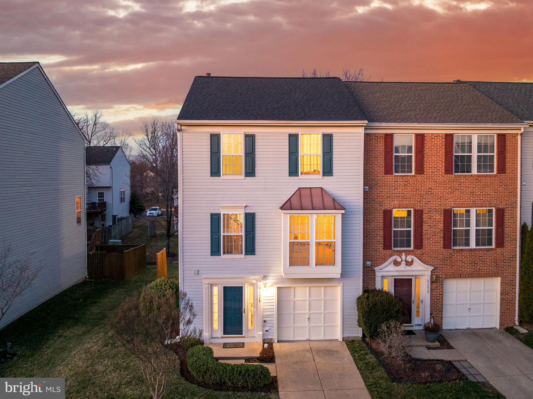 ASHBURN FARM - Residential