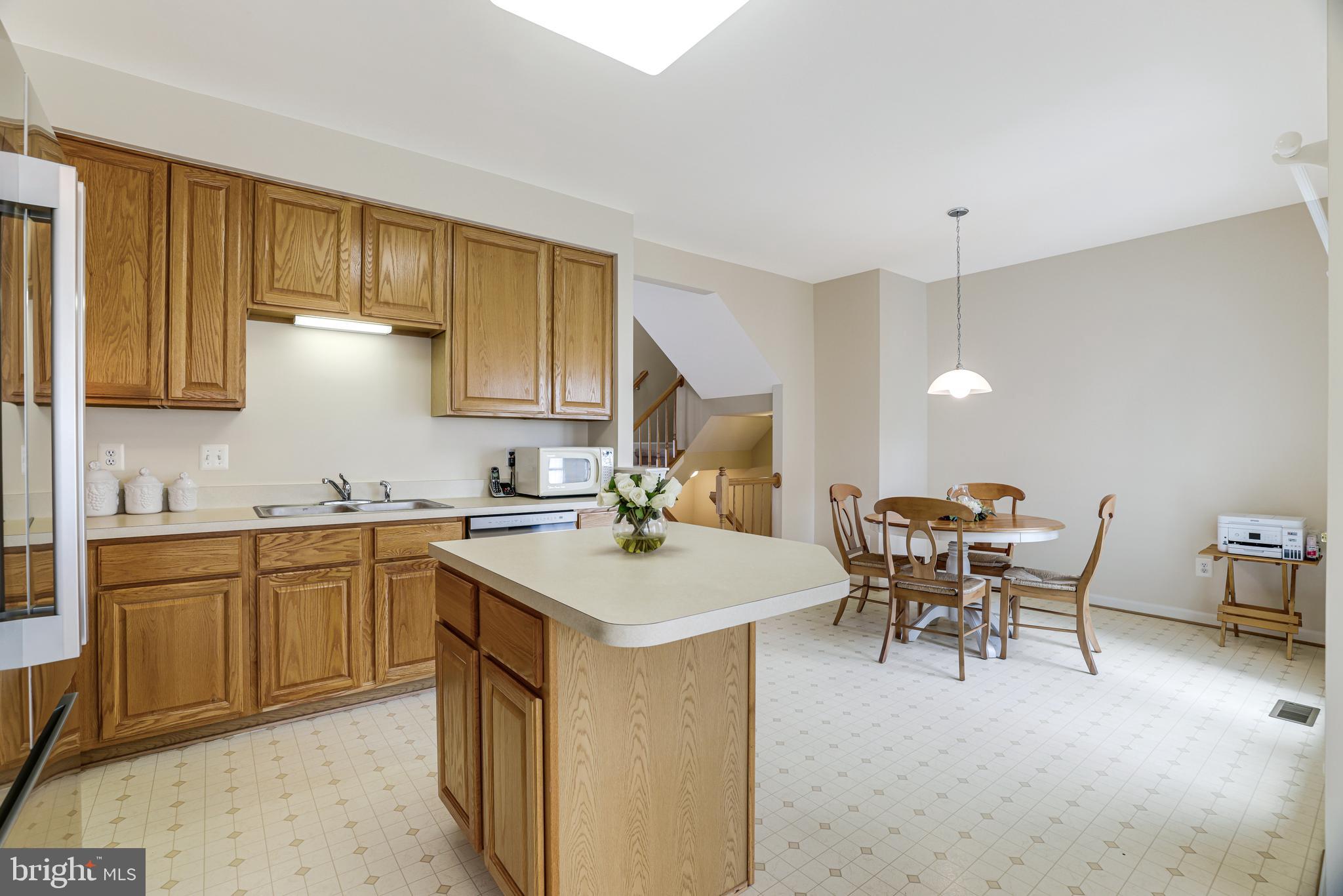 ASHBURN FARM - Residential