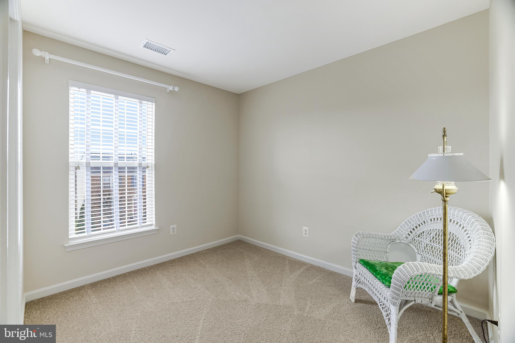 ASHBURN FARM - Residential