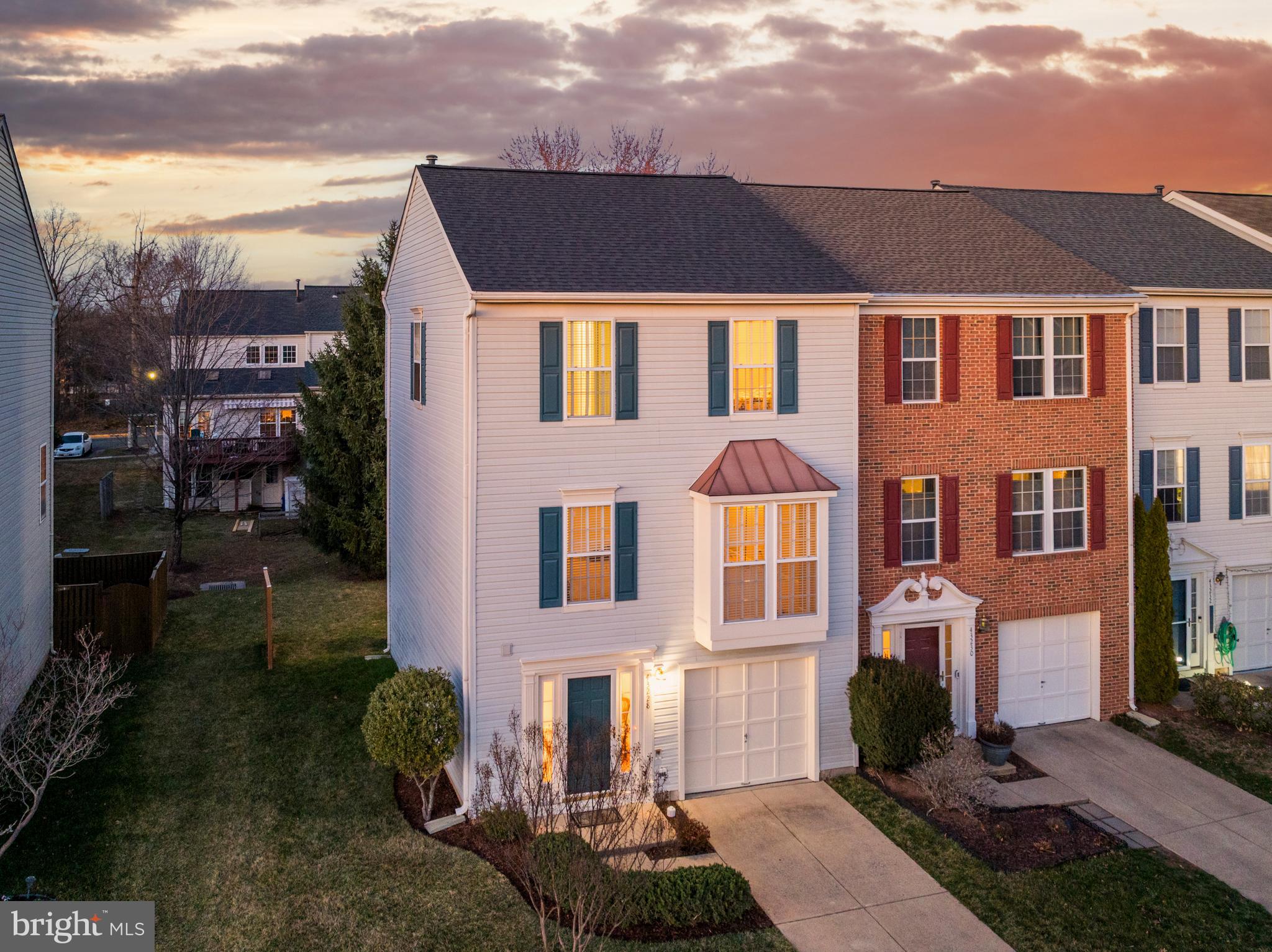 ASHBURN FARM - Residential