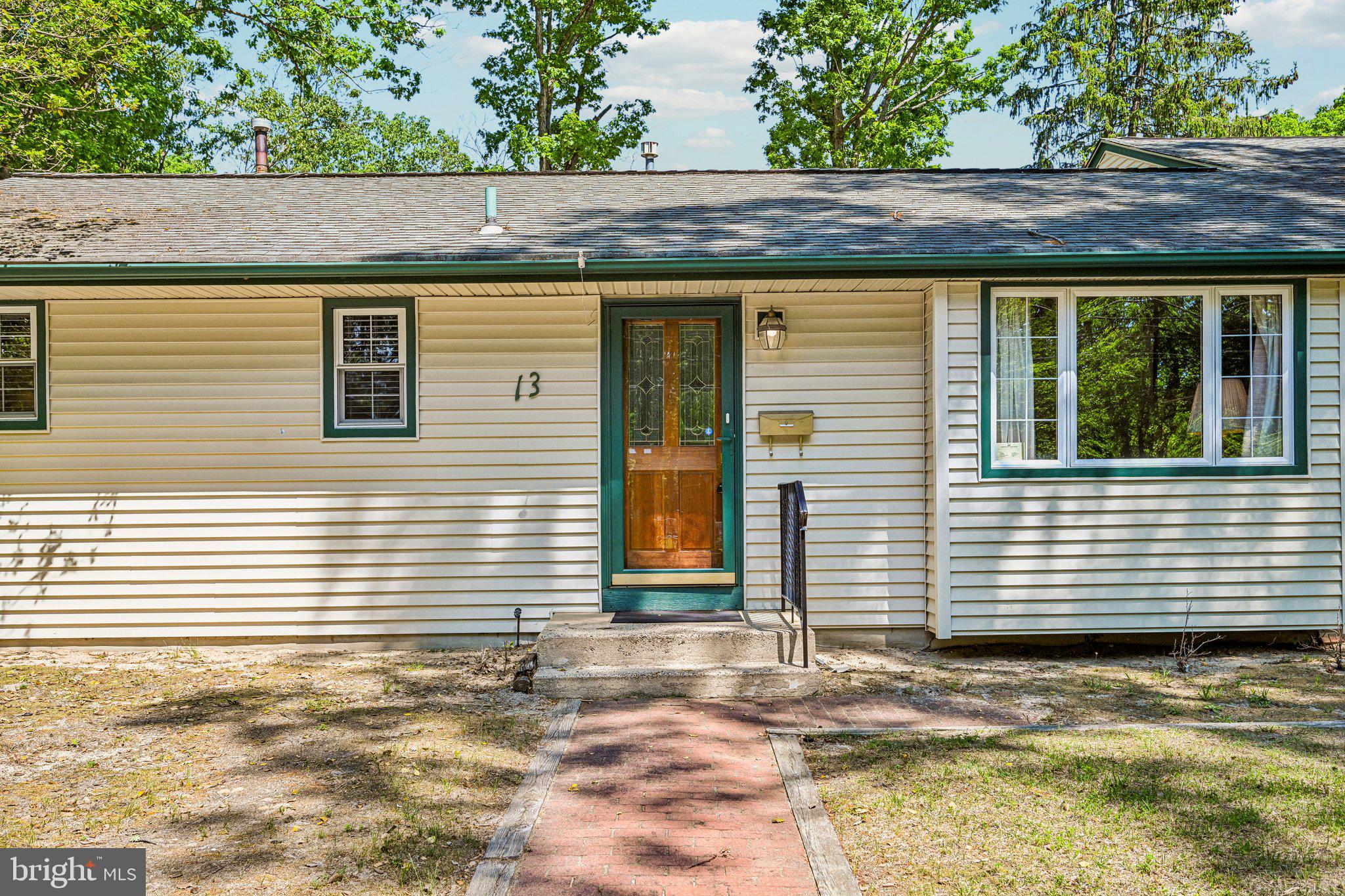 13 NORTHGATE DRIVE
