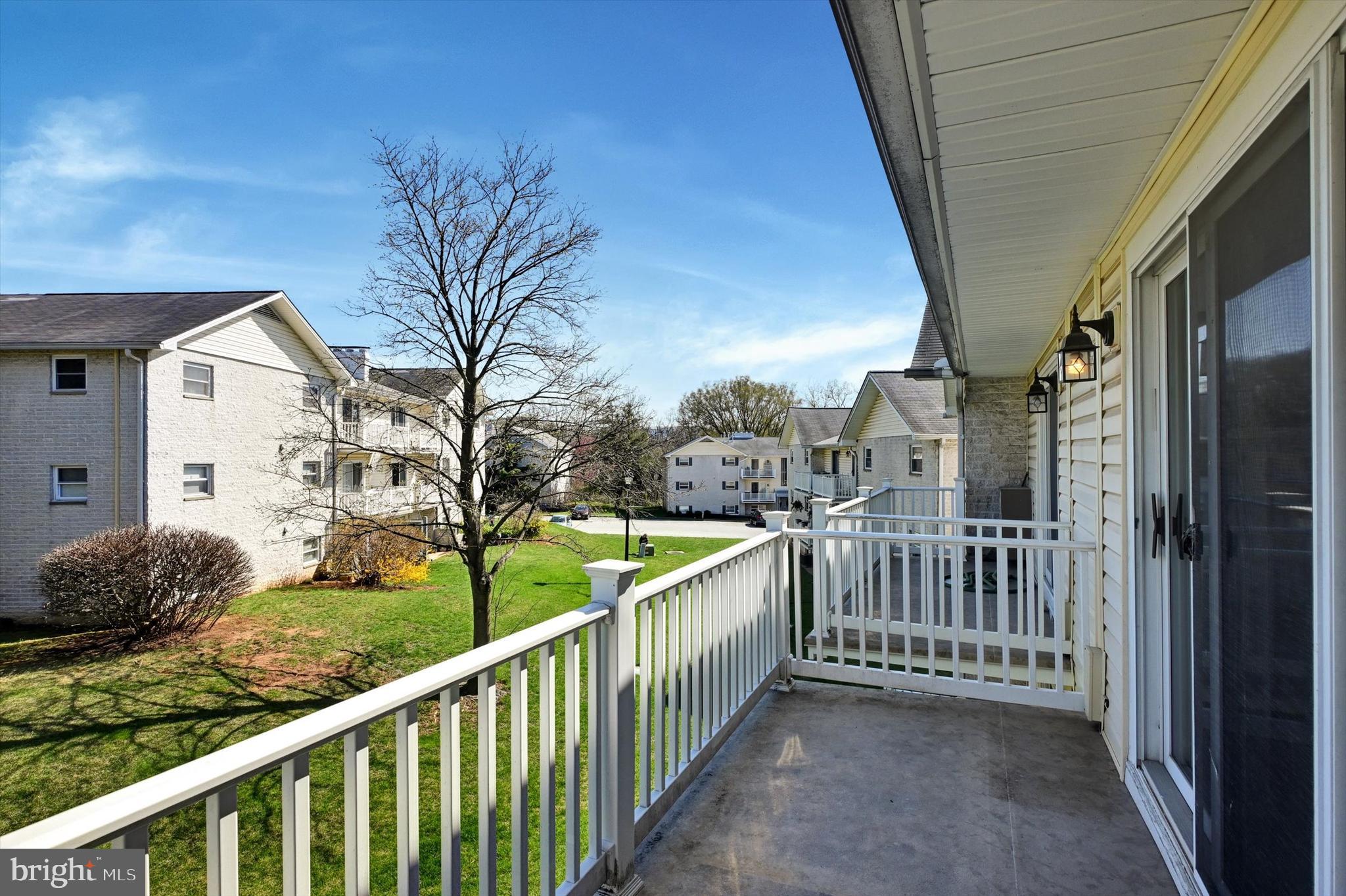 WARREN LODGE - Residential