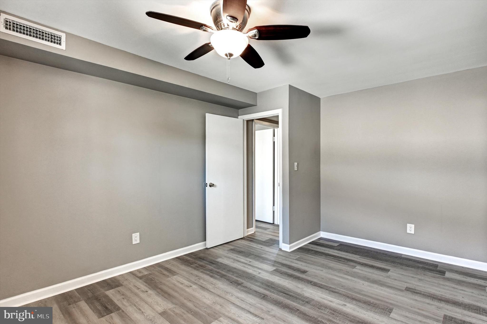 WARREN LODGE - Residential