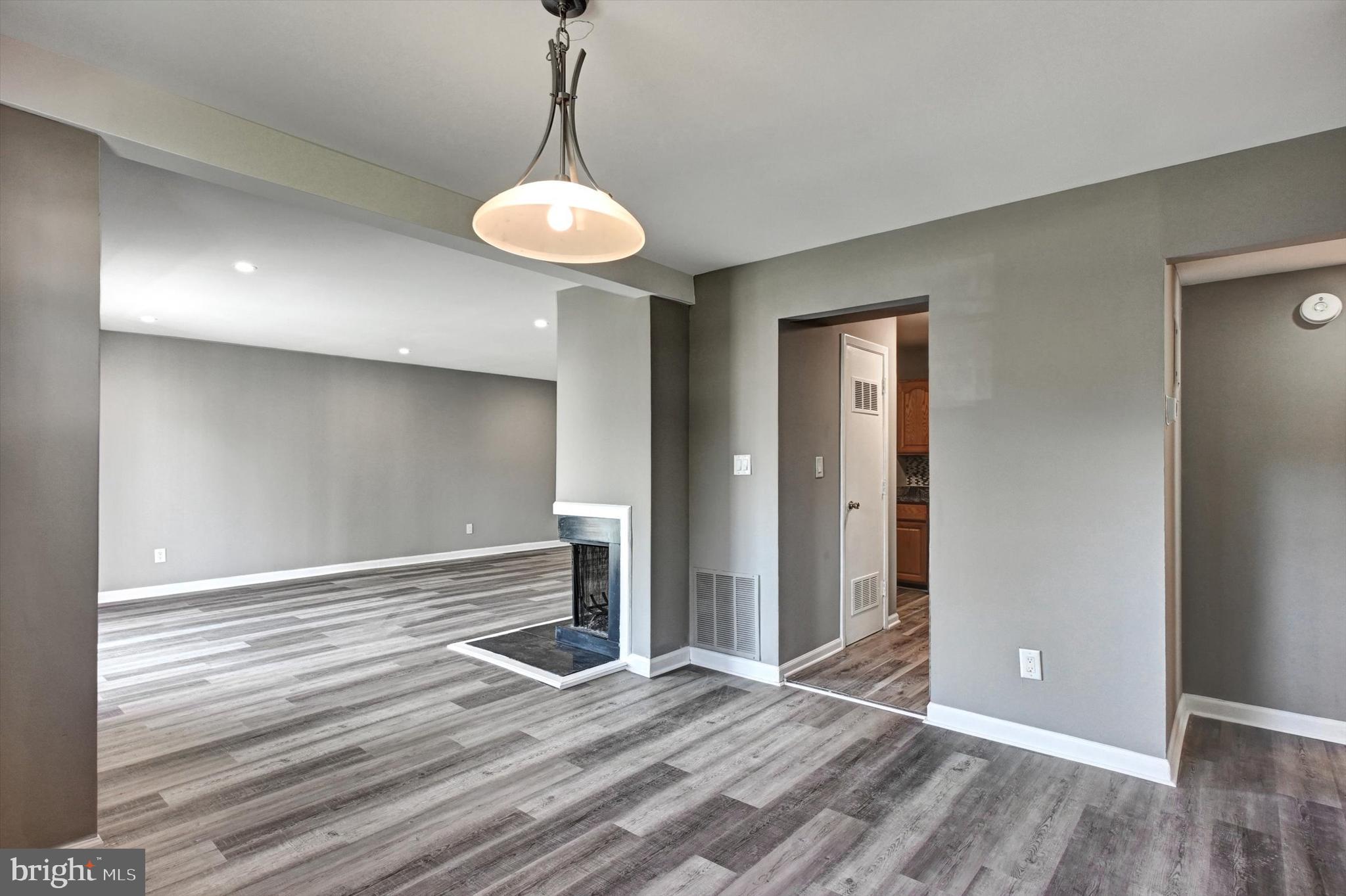 WARREN LODGE - Residential