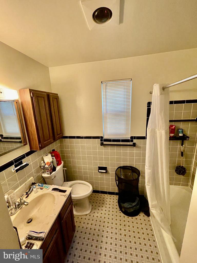 NORTH SPRINGFIELD - Residential Lease