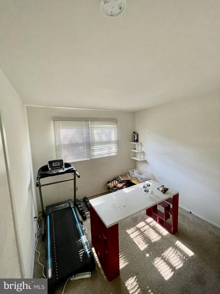 NORTH SPRINGFIELD - Residential Lease