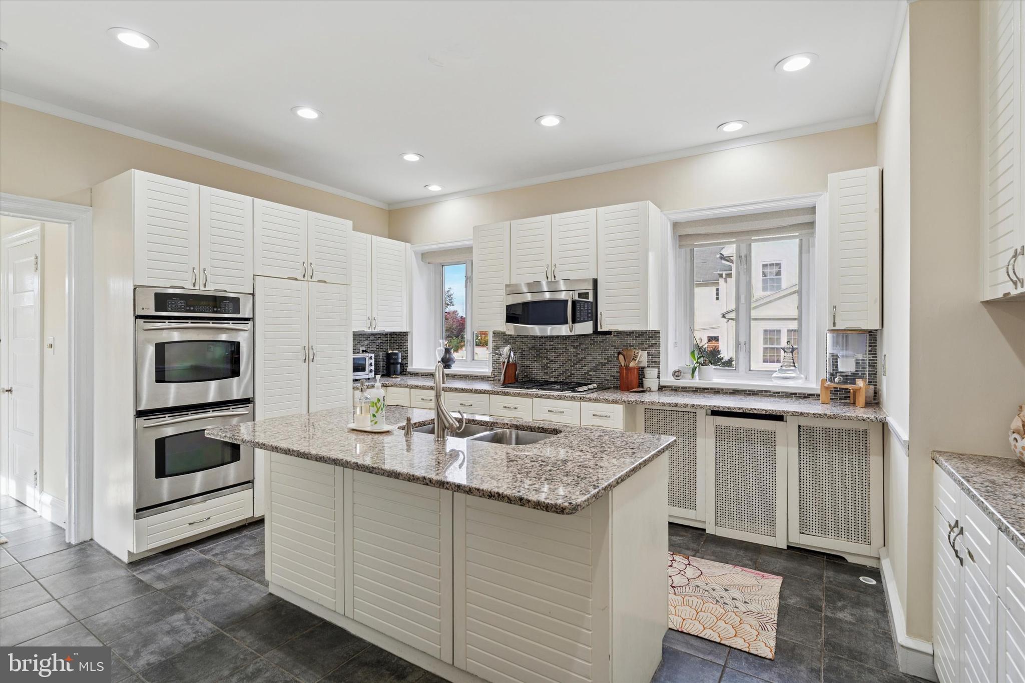 ELKINS PARK - Residential