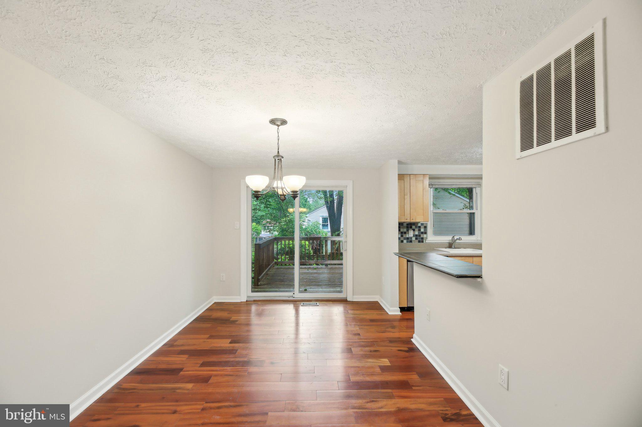 VILLAGE OF OWEN BROWN - Residential