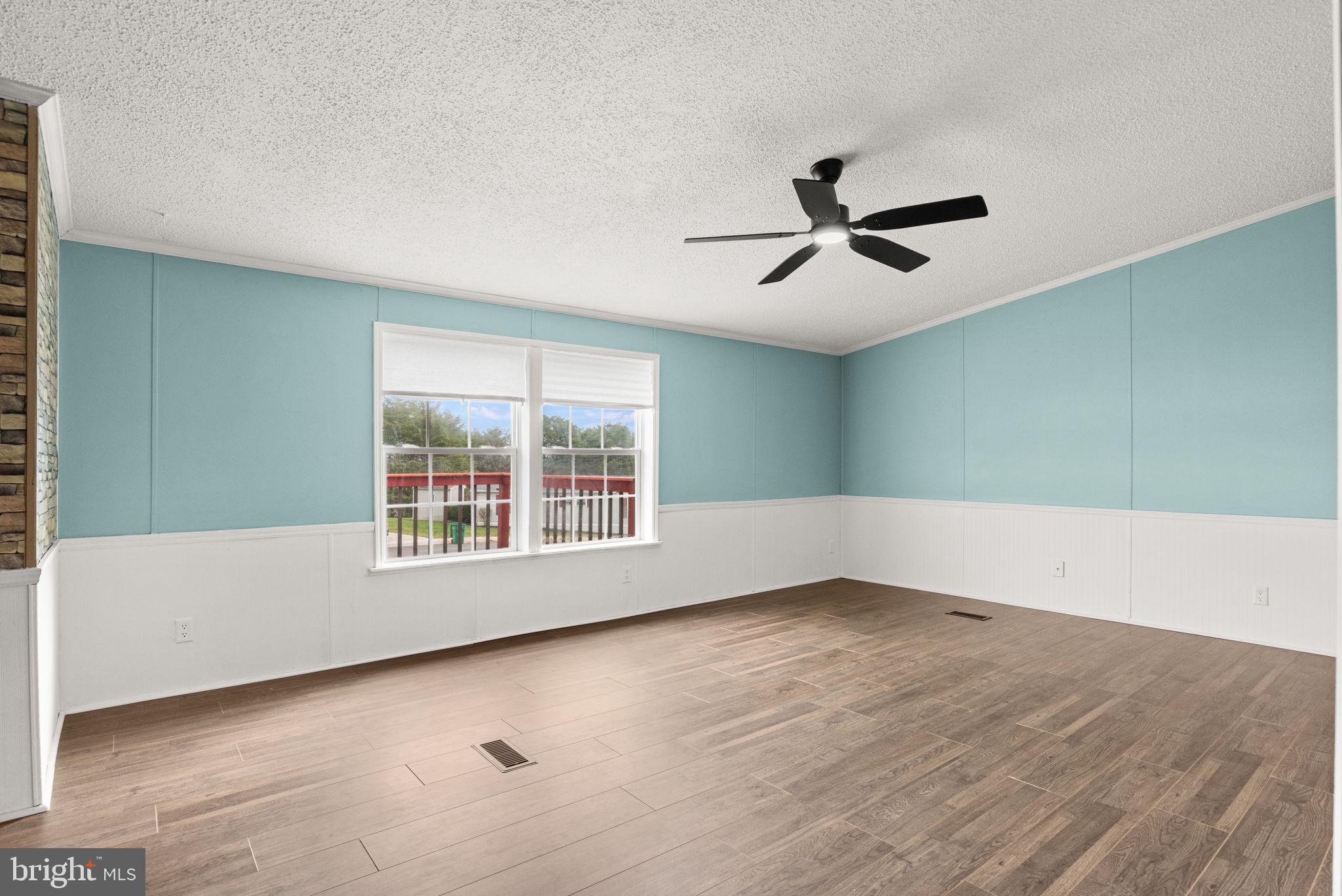 NORTHVIEW MANOR - Residential