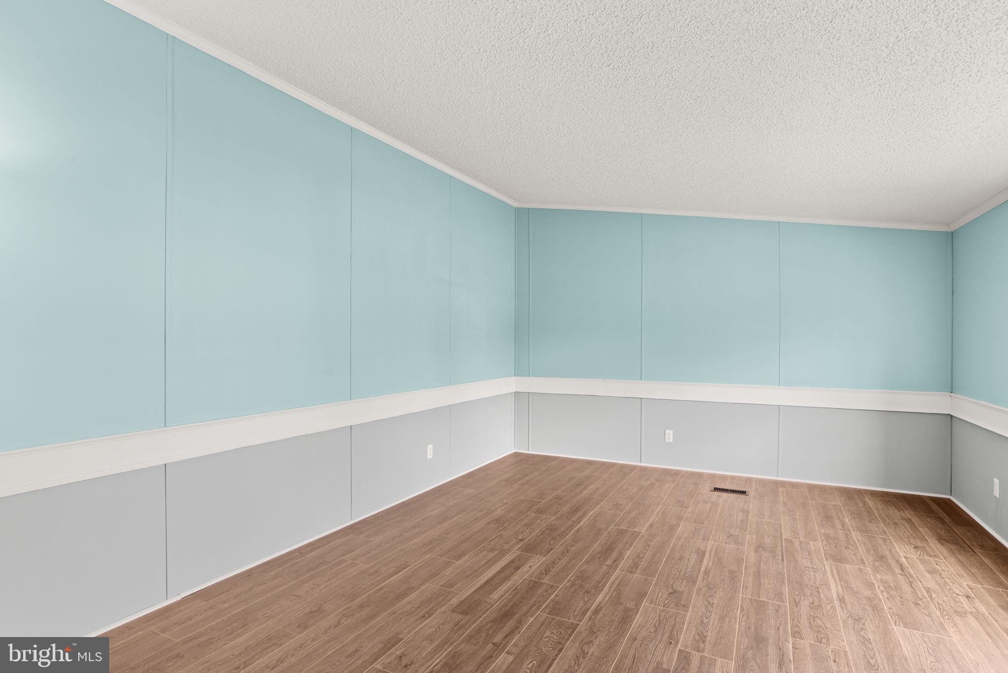 NORTHVIEW MANOR - Residential