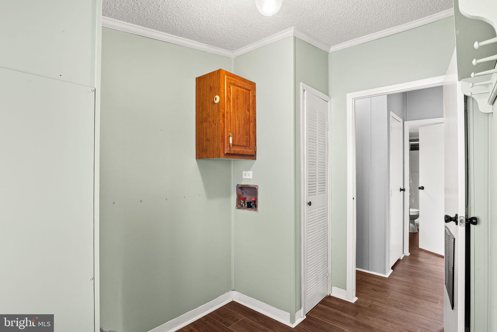 NORTHVIEW MANOR - Residential