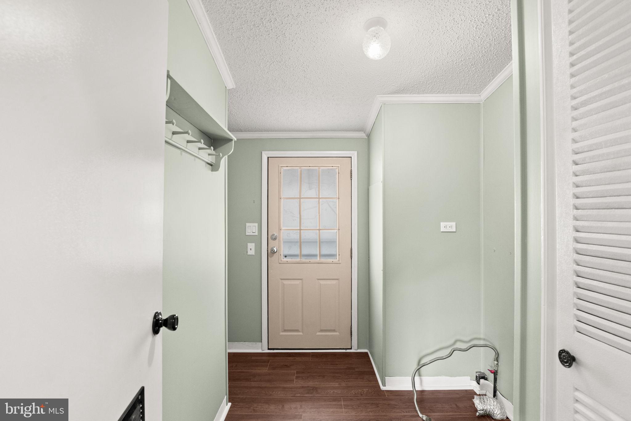 NORTHVIEW MANOR - Residential