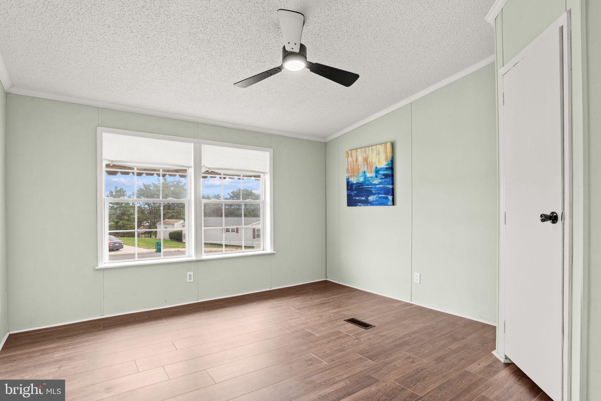 NORTHVIEW MANOR - Residential