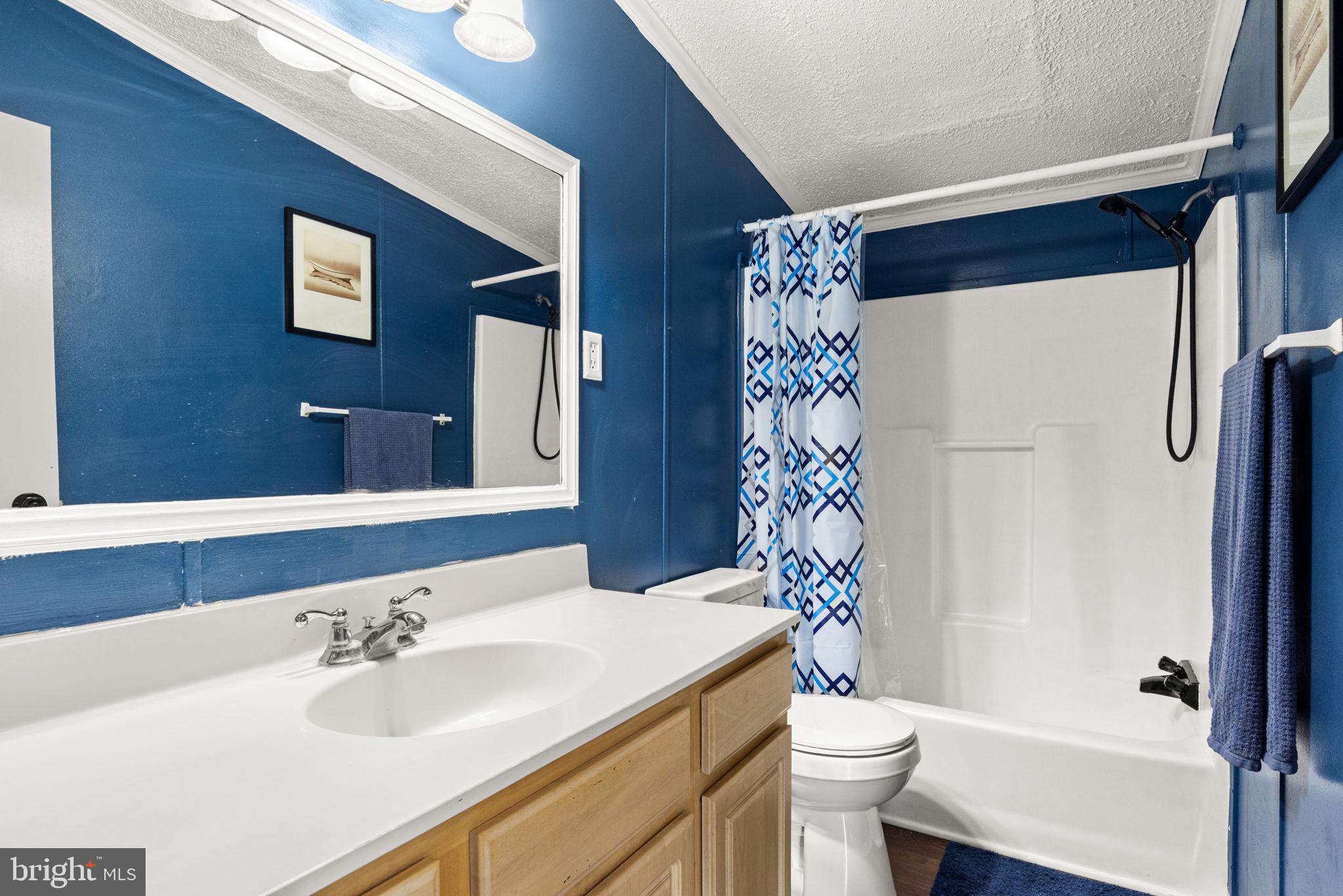 NORTHVIEW MANOR - Residential