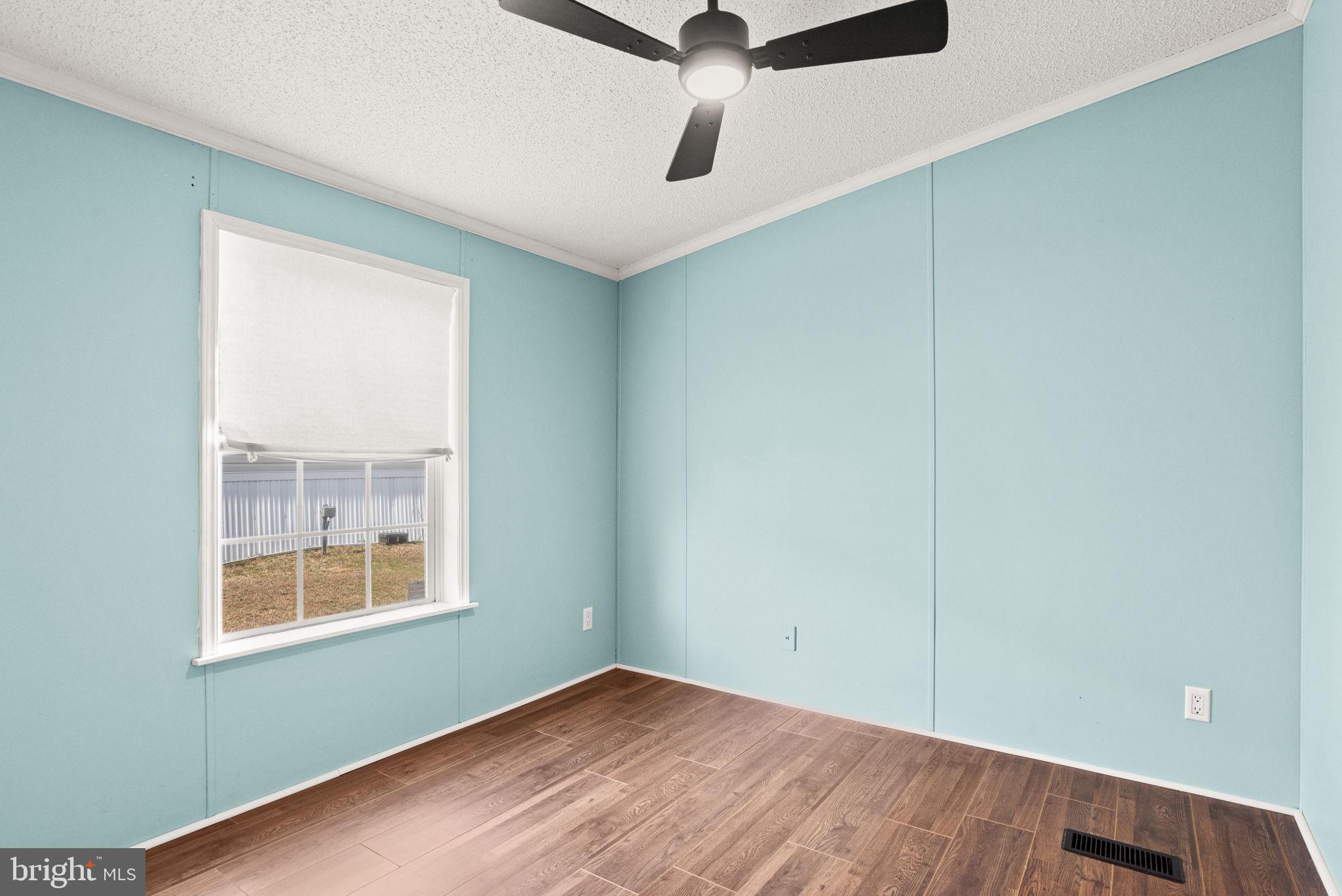 NORTHVIEW MANOR - Residential