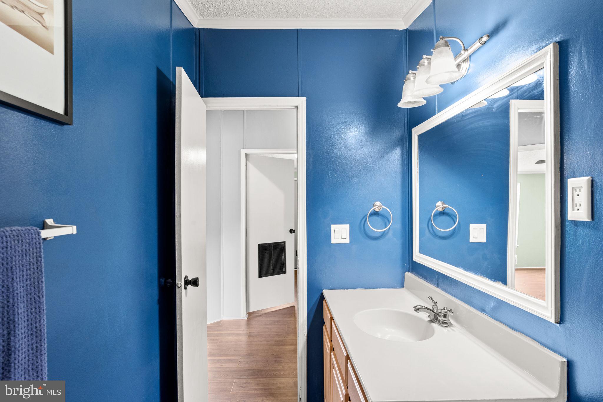 NORTHVIEW MANOR - Residential