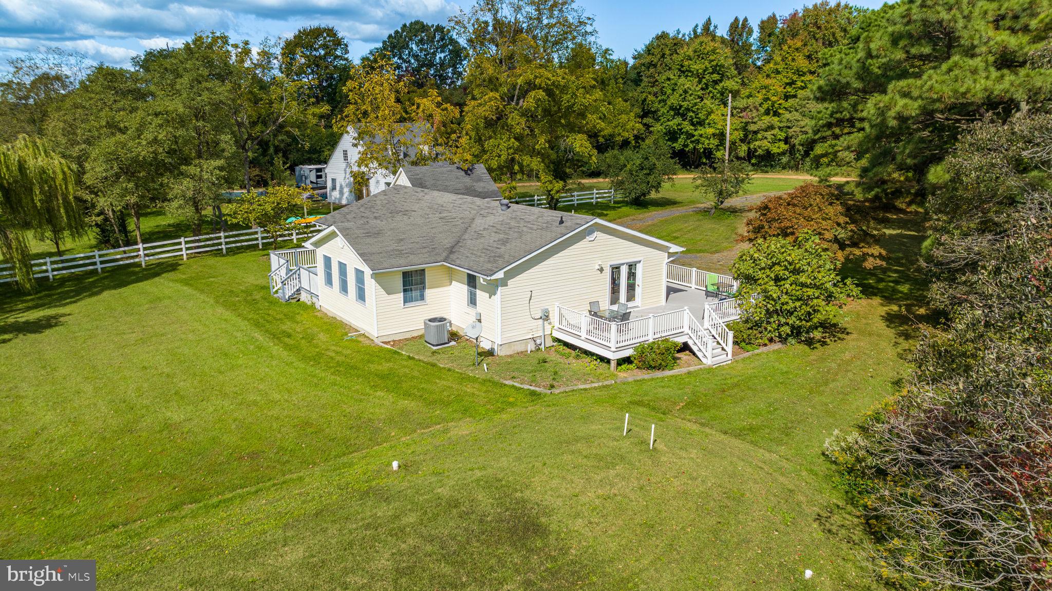 ST JEROMES SHORES - Residential