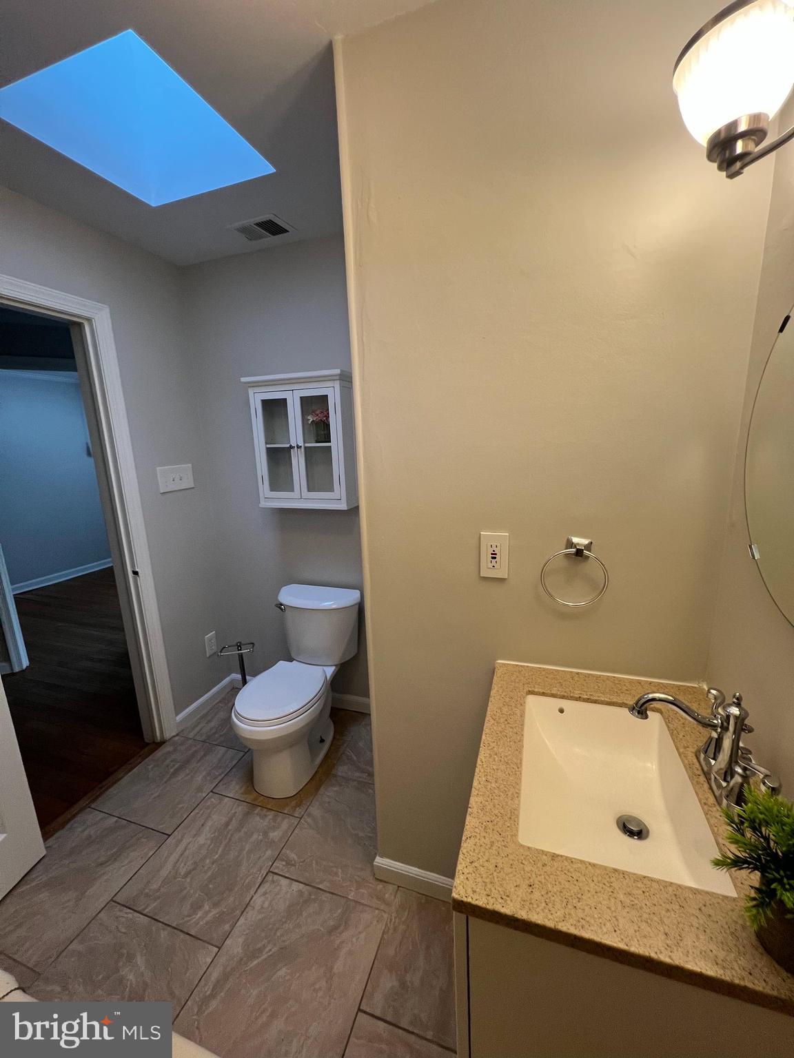 IDLEWILDE ACRES - Residential Lease