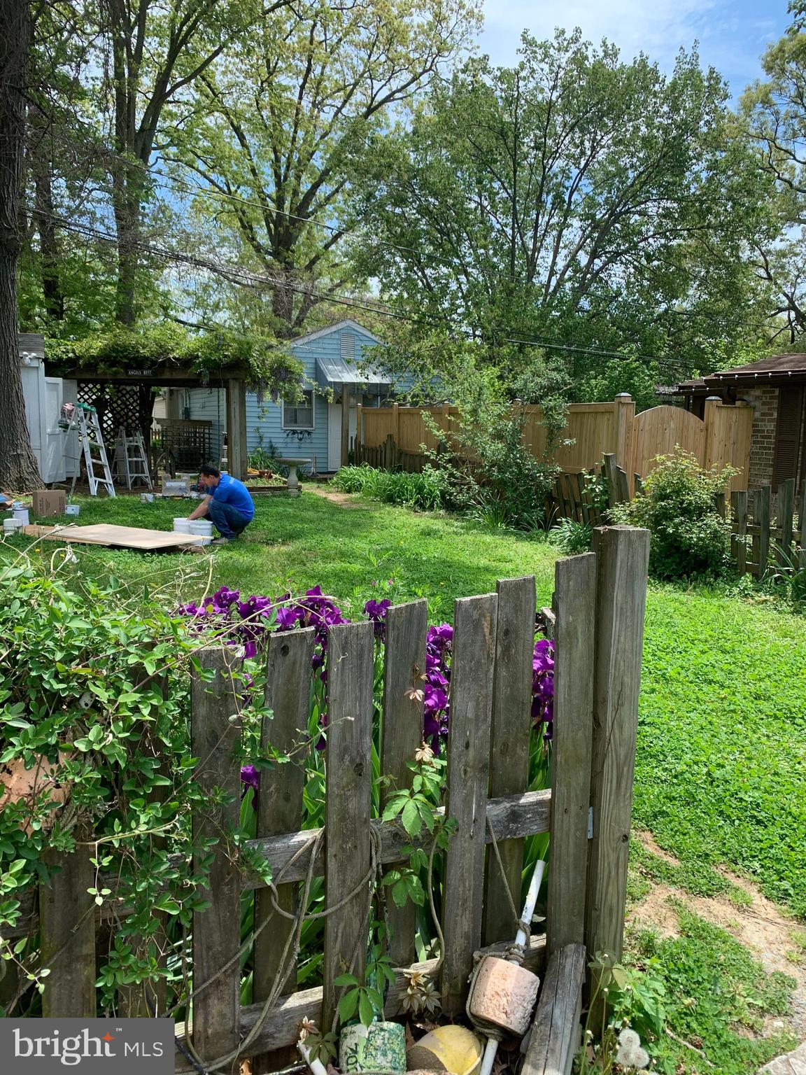 IDLEWILDE ACRES - Residential Lease