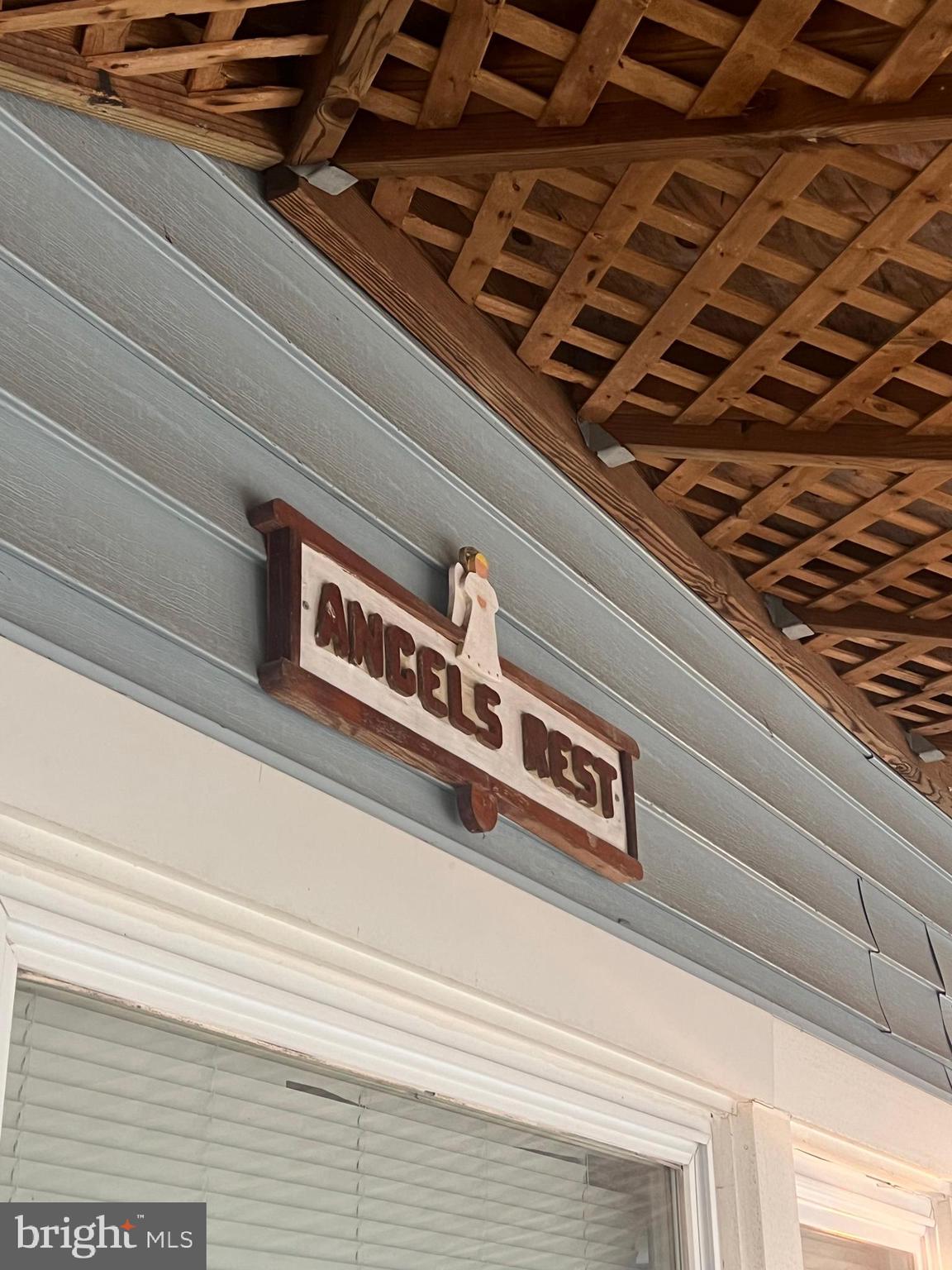 IDLEWILDE ACRES - Residential Lease