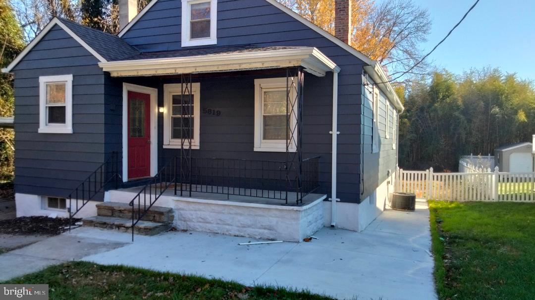 Newly updated home in Countryside. Home offers: basement: 1 bedroom, 1 full bath. 1 Family room, washer, dryer. Outside entrance to basement.
1st floor... Living Room, Dining room, Eat in Kitchen. 2-bedroom,1 full bath, fireplace
2nd floor 1 Bedroom, 1/2 bath. Attic space. Parking is carport and driveway.