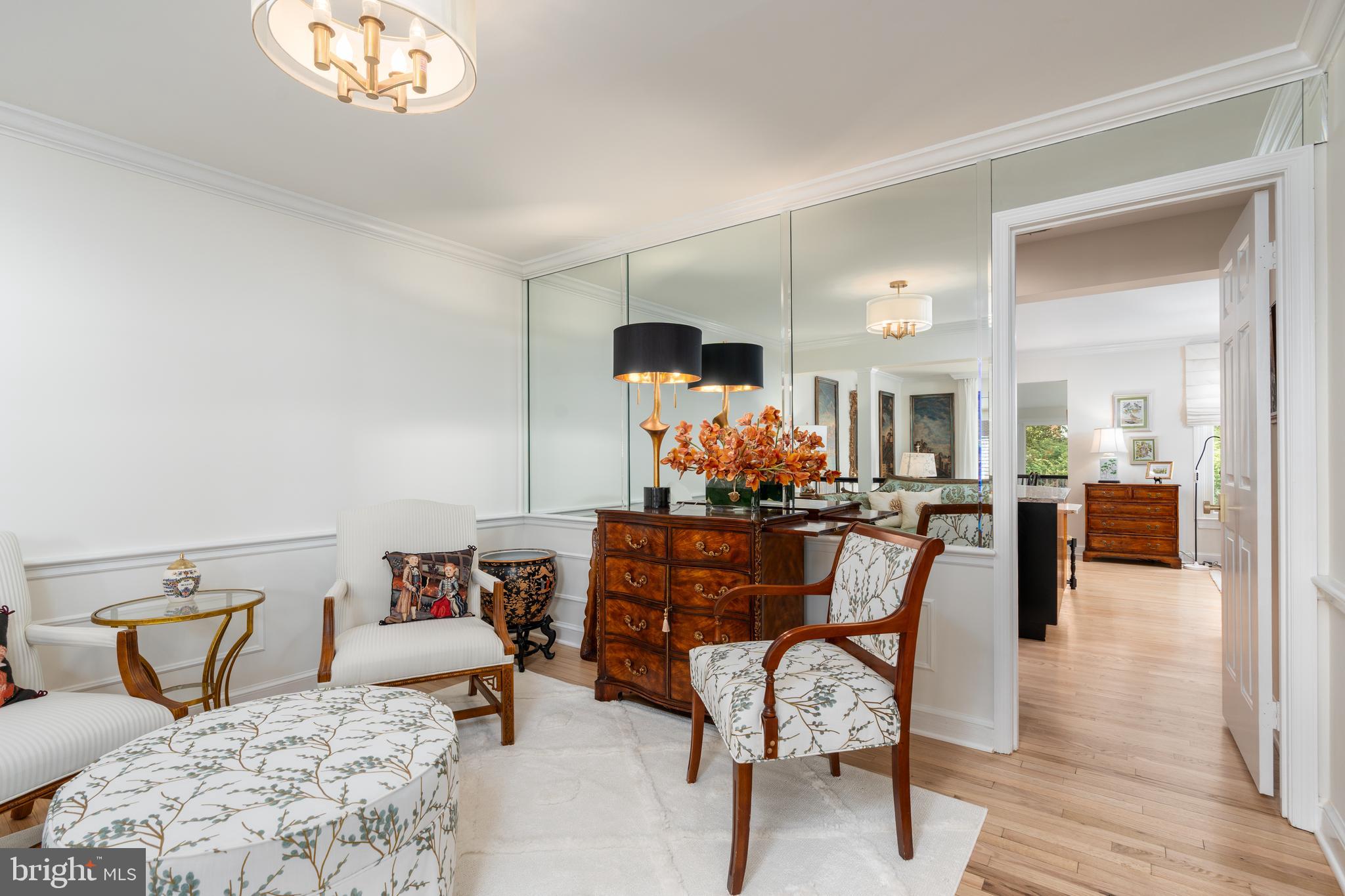 MADISON OF MCLEAN - Residential